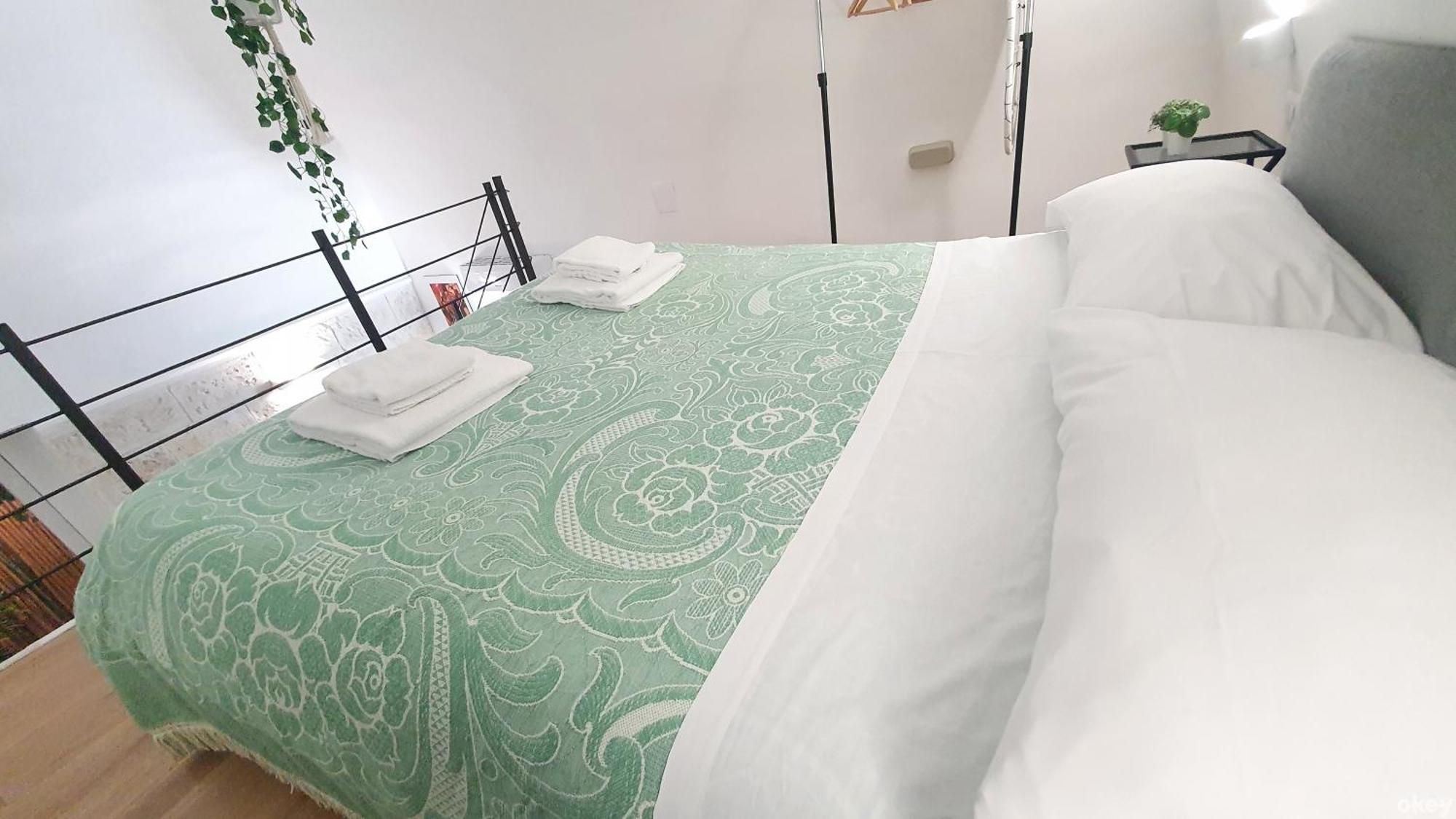 Central Station Apartments - Bari Centro Екстер'єр фото